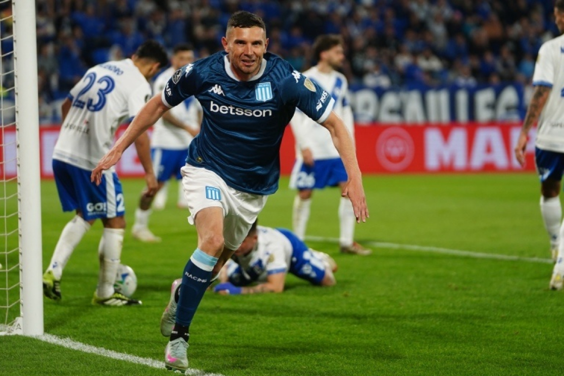 Racing venció 1-0 a Vélez y tomó ventaja en los cuartos de final de la Copa Libertadores