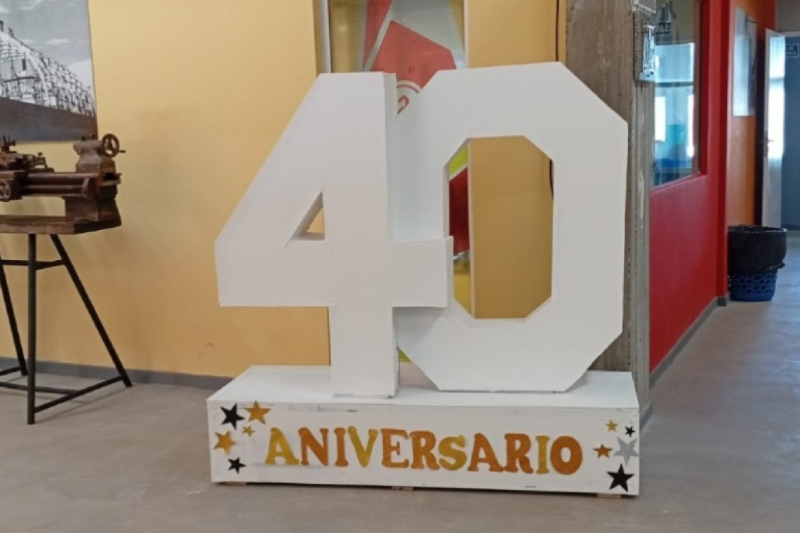 El CFP N°404 celebró su 40° aniversario en Avellaneda con una muestra de oficios